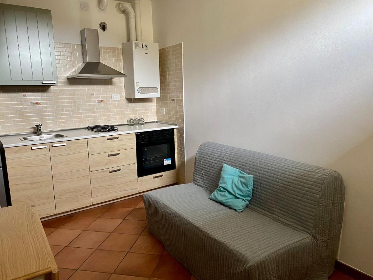 Ferienwohnung Il Tulipano Trezzano Rosa Exterior foto