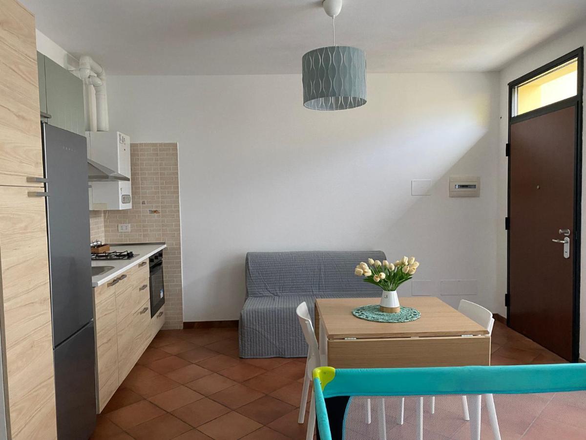Ferienwohnung Il Tulipano Trezzano Rosa Exterior foto