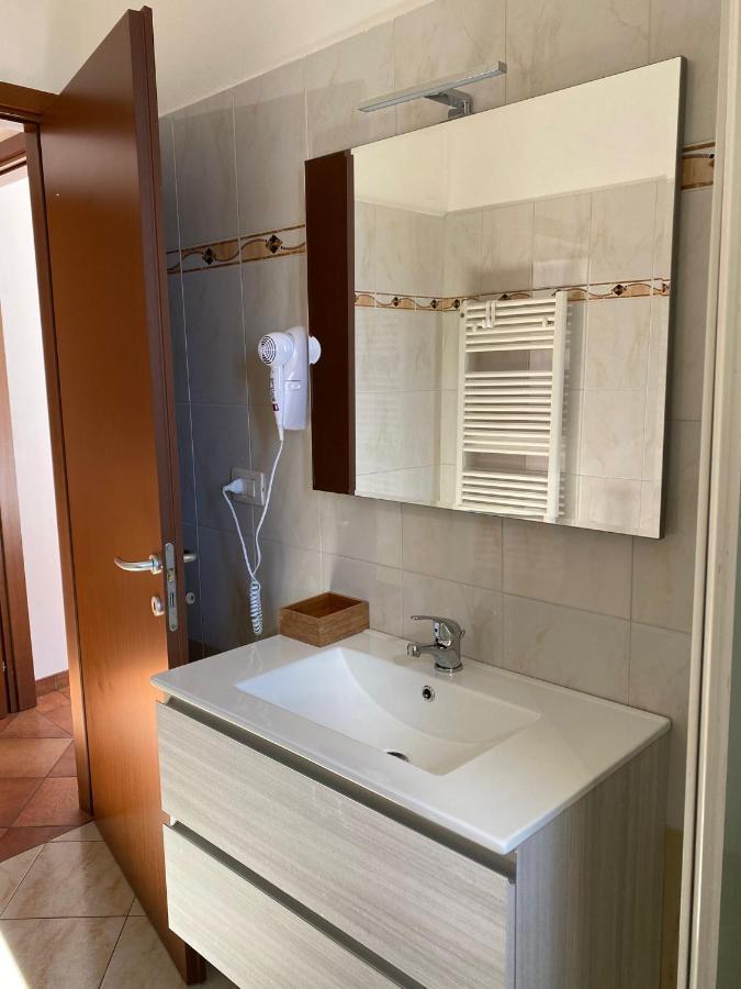 Ferienwohnung Il Tulipano Trezzano Rosa Exterior foto